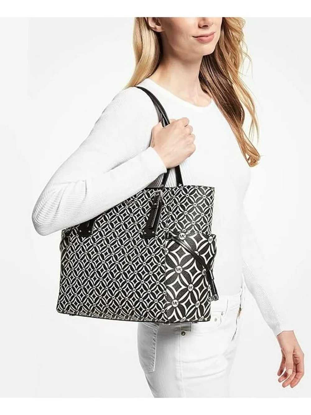 ᪥NWT Michael Kors Voyager East West Geo-Print Large Tote | Black White Silver᪥